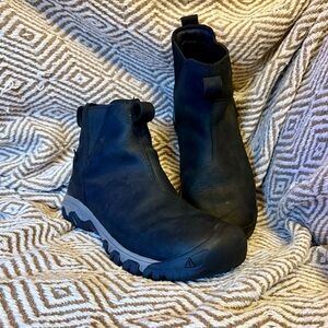 Keen Waterproof Pull On Ankle Boots 9.5